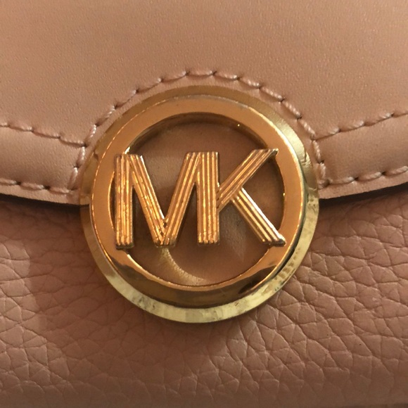 Michael  Kors Key Holder 1 pocket for Cash pebbled leather - Picture 2 of 7